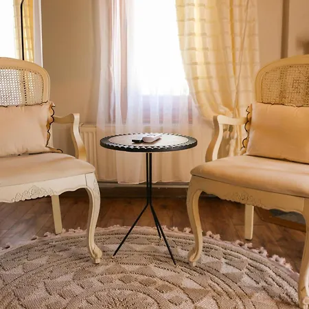 Mints (adults Only) آغفا