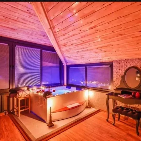 Mints Adult Only Hotel