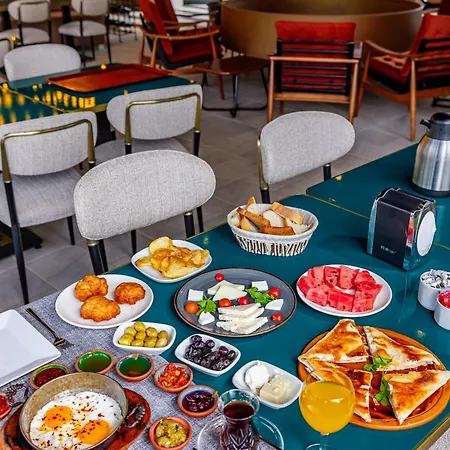 Hotel Mints Adult Only 3*